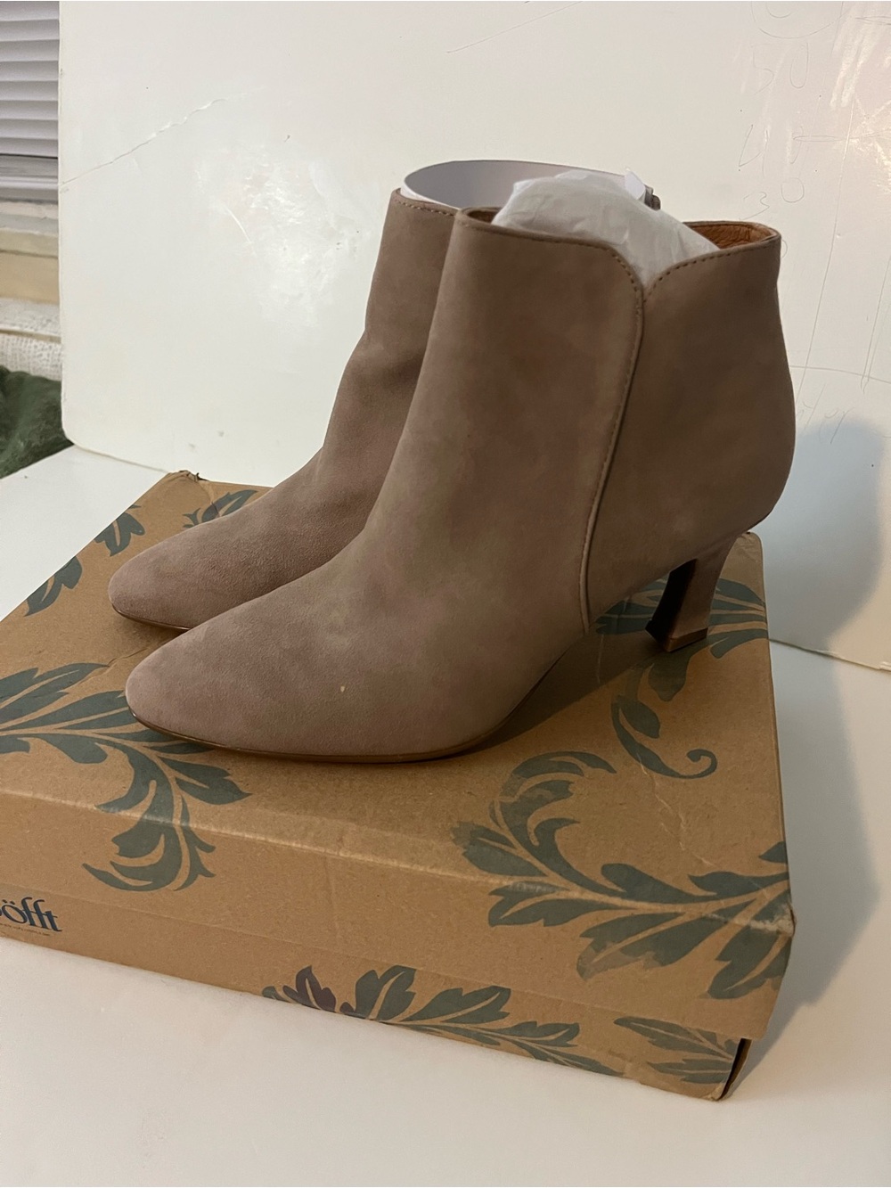 Women’s SASHSA STONE SOFFT Ancle Booties - Stylish Everyday Heel